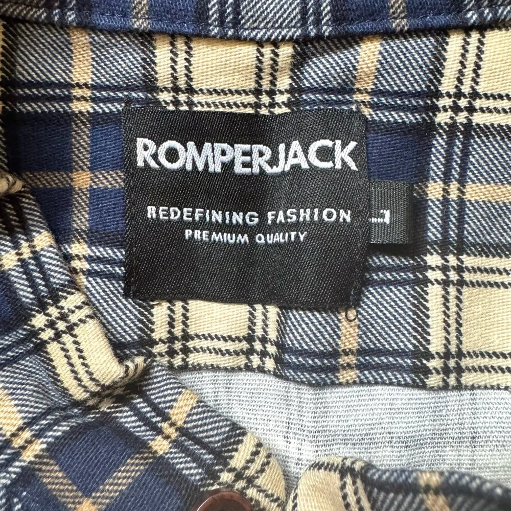 NWOT Men's ROMPERJACK short sleeved romper, jumpsuit, blue plaid flannel, size L